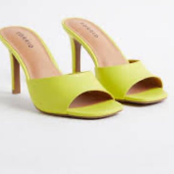 New TORRID stiletto heel wide width 8.5WW shoes slides mule bright - Picture 12 of 12